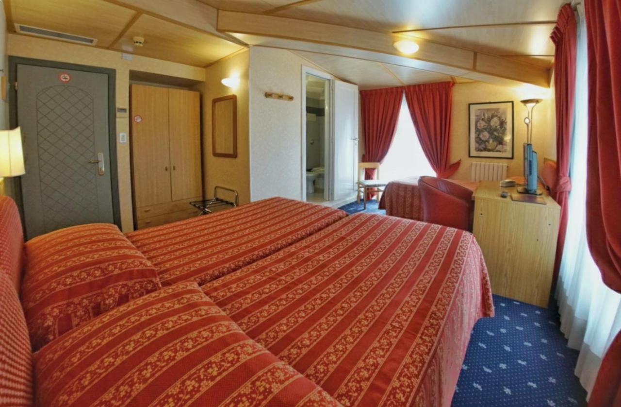 Hotel Le Torrette Galbiate Buitenkant foto